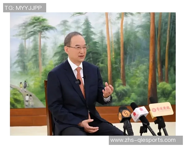 黄强专访揭秘足球成功背后的秘诀与奋斗故事